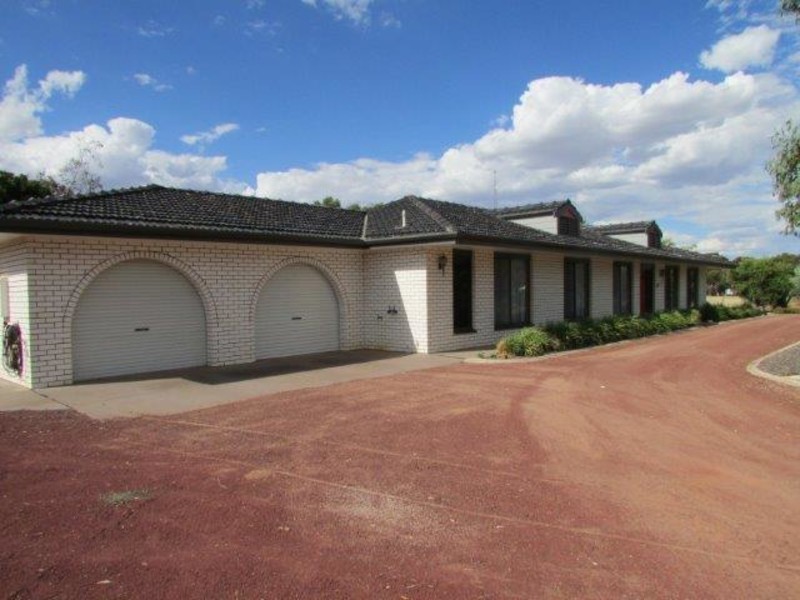66 Dimboola Road, Warracknabeal VIC 3393