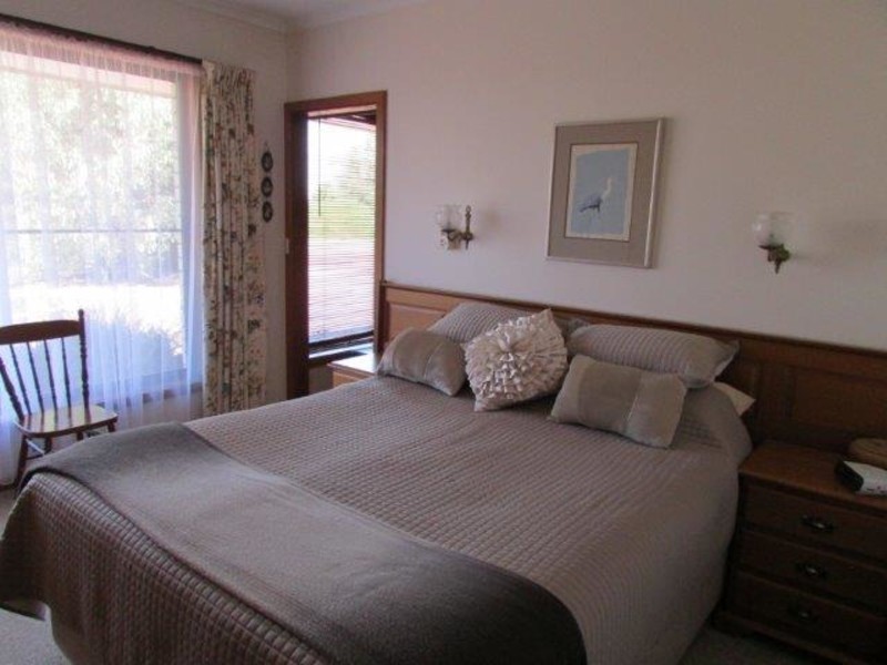 66 Dimboola Road, Warracknabeal VIC 3393