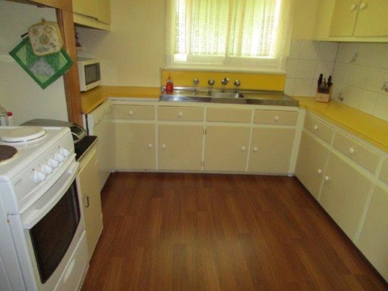 72 Lyle Street, Warracknabeal VIC 3393