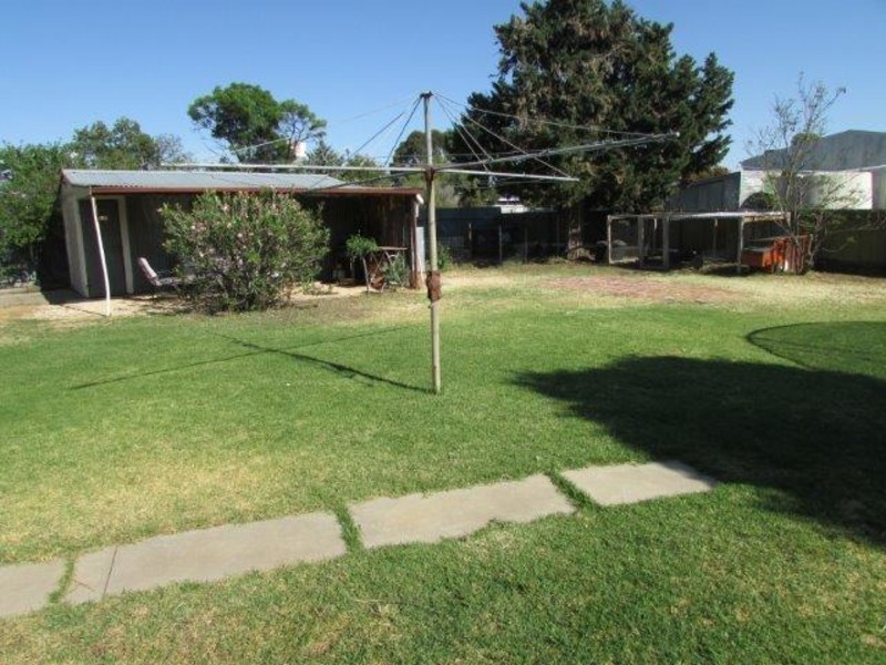 72 Lyle Street, Warracknabeal VIC 3393