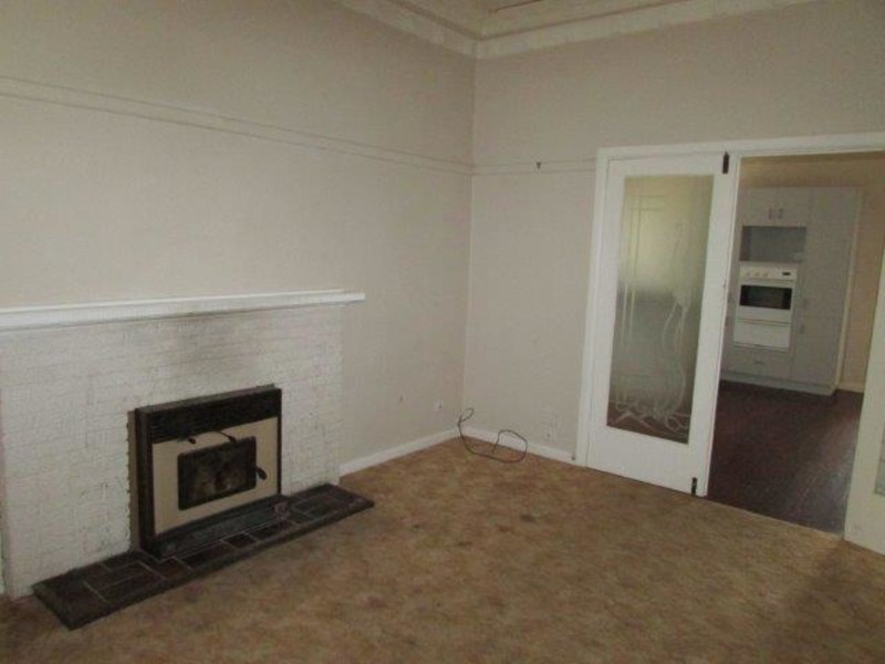 25 Devereux Street, Warracknabeal VIC 3393