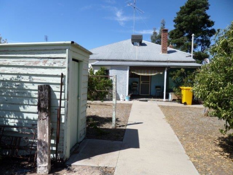 78 Anderson Street, Warracknabeal VIC 3393