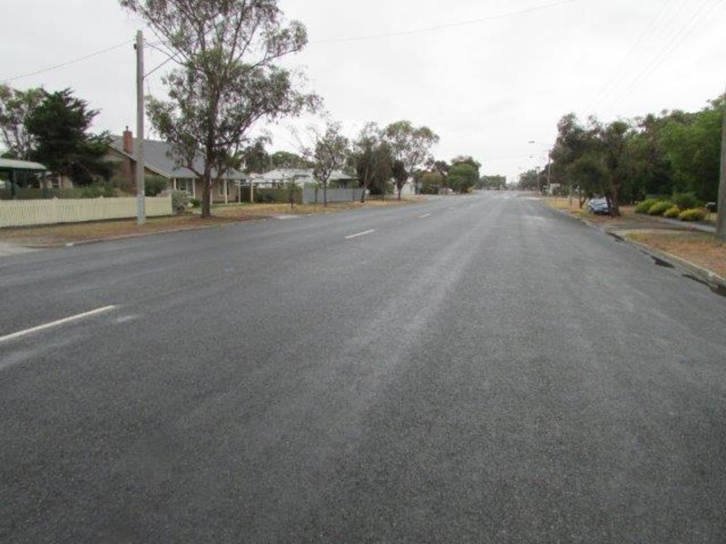 73 Lyle Street, Warracknabeal VIC 3393