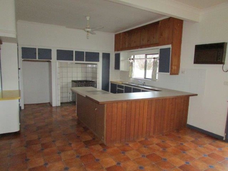 21 Anderson Street, Warracknabeal VIC 3393