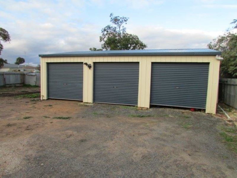 21 Anderson Street, Warracknabeal VIC 3393