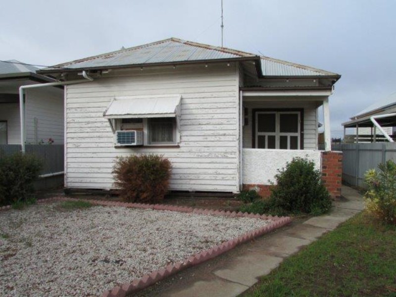 55 Woolcock Street, Warracknabeal VIC 3393