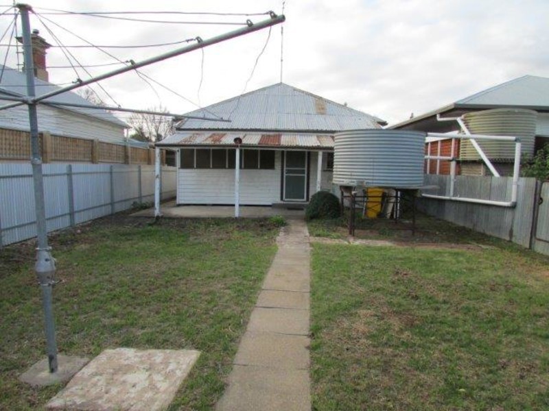 55 Woolcock Street, Warracknabeal VIC 3393