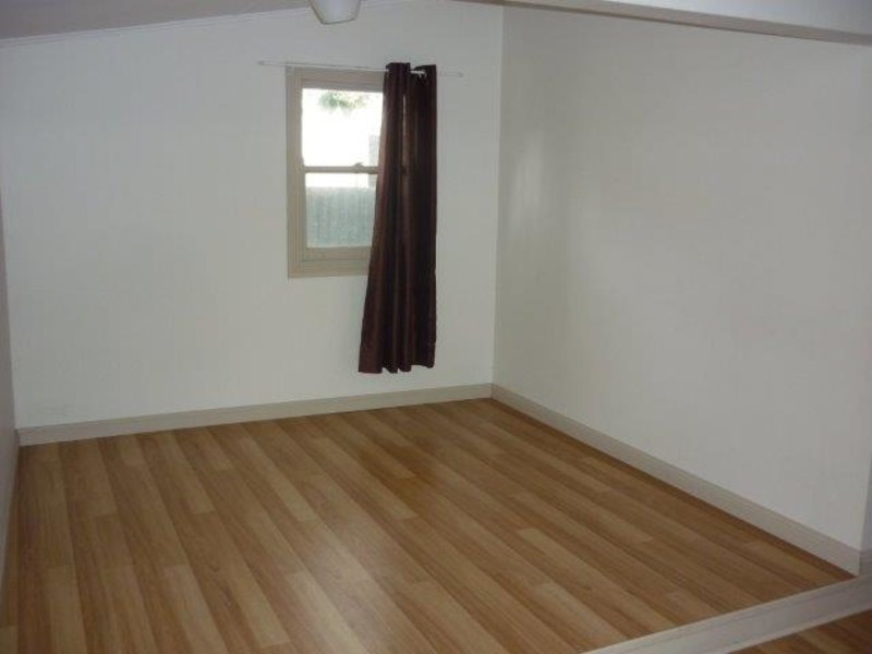 15 Leahy Street, Nhill VIC 3418