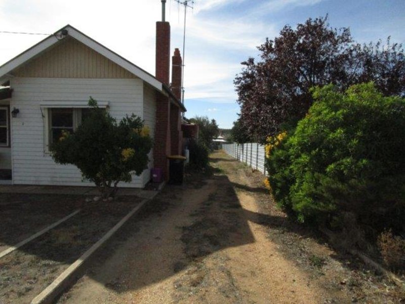 2 Kimberley Street, St Arnaud VIC 3478