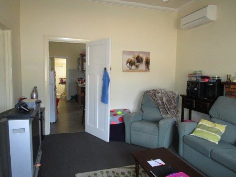 2 Kimberley Street, St Arnaud VIC 3478