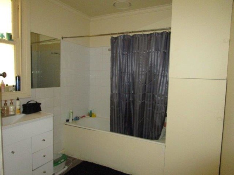 2 Kimberley Street, St Arnaud VIC 3478