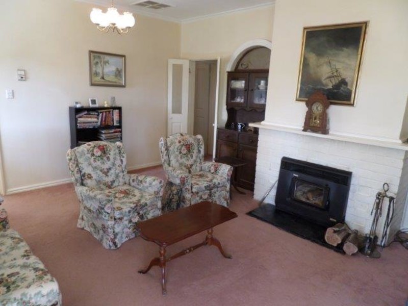 18 Main Street, Speed VIC 3488