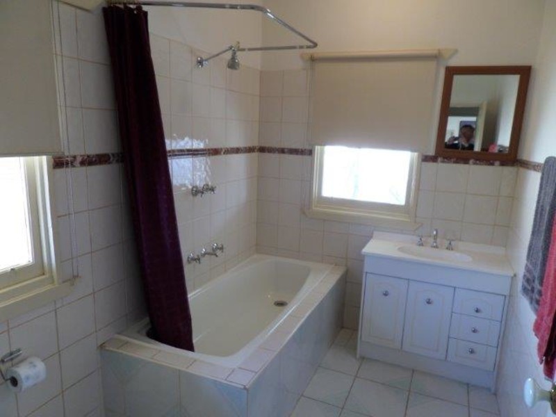 18 Main Street, Speed VIC 3488