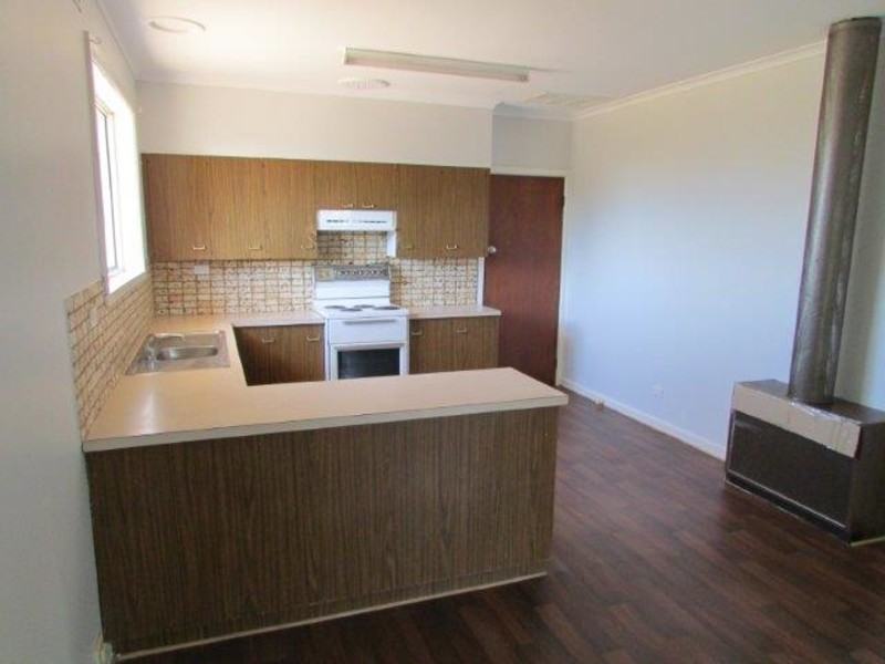 4 Sherwood Street, Birchip VIC 3483