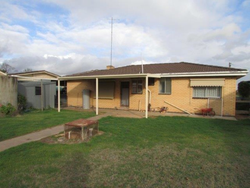 21 Brock Street, Woomelang VIC 3485