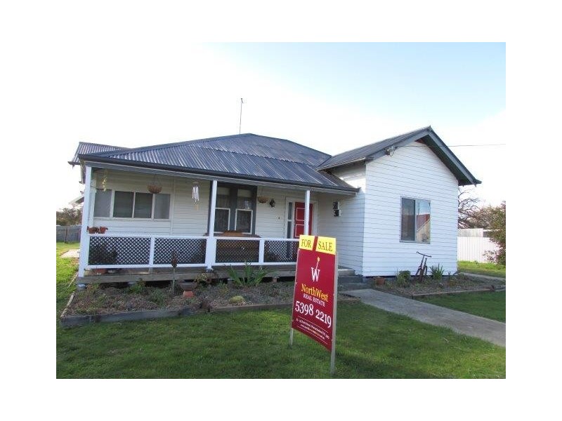 8 O’Brien Street, Warracknabeal VIC 3393