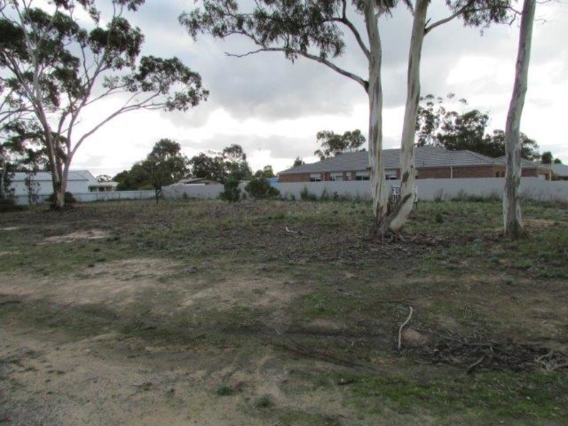 276 Scott Street, Warracknabeal VIC 3393