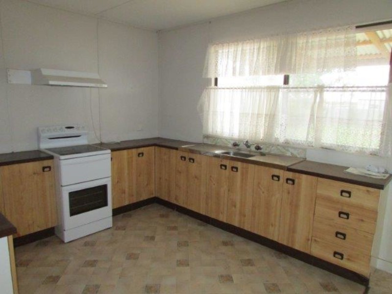 69 Broadway, Jeparit VIC 3423