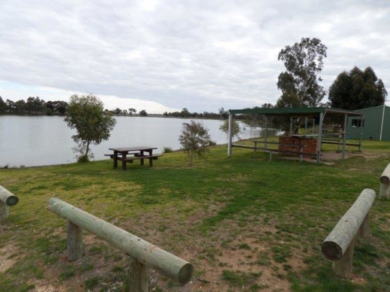 17-19 Waddell Street, Watchem VIC 3482