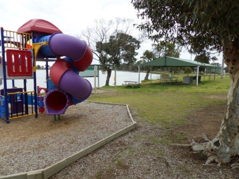 17-19 Waddell Street, Watchem VIC 3482