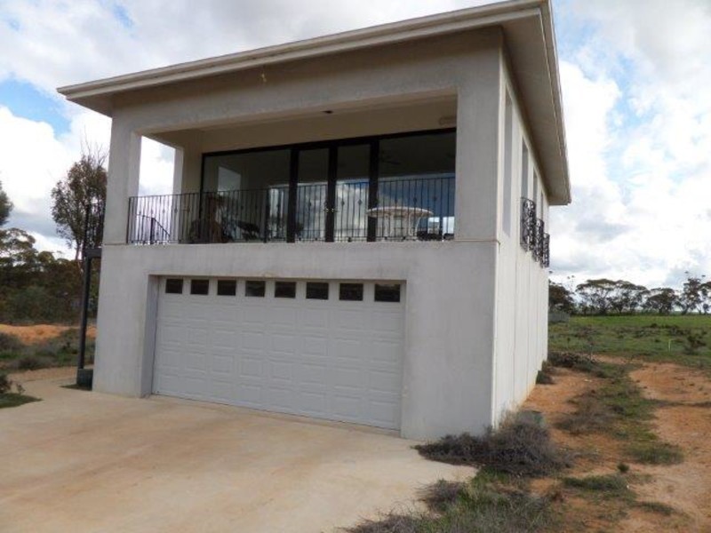 260 Hiltons Road, Hopetoun VIC 3396