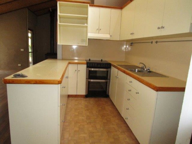 4 Watson Street, Birchip VIC 3483