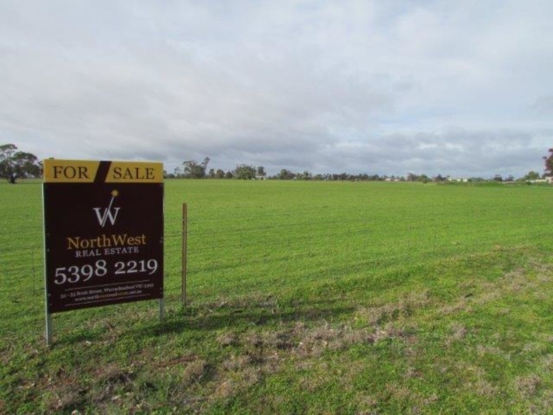 112-128 Camp Street, Watchem VIC 3482