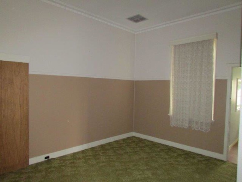 46 Henty Highway, Warracknabeal VIC 3393