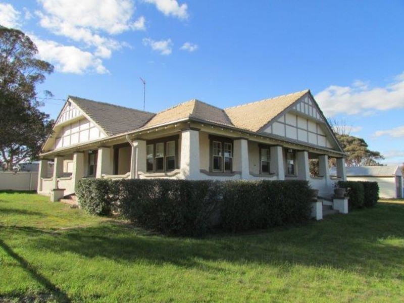 10 School Street, Dimboola VIC 3414