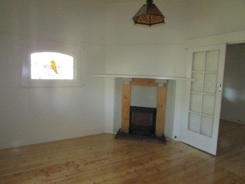 10 School Street, Dimboola VIC 3414