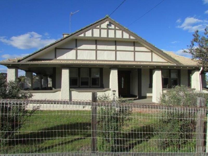 10 School Street, Dimboola VIC 3414