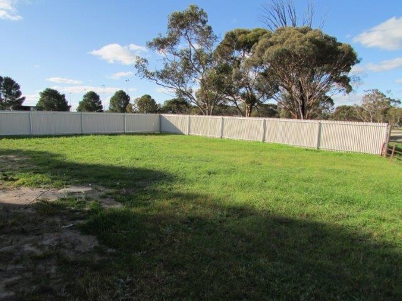 10 School Street, Dimboola VIC 3414