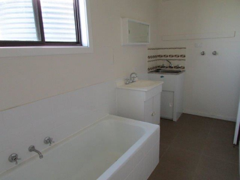 23 Swann Street, Brim VIC 3391