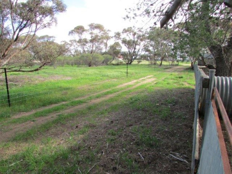 23 Swann Street, Brim VIC 3391