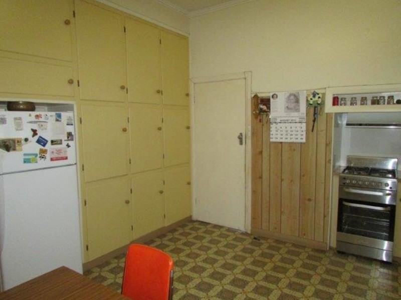 6 Alamein Avenue, Warracknabeal VIC 3393