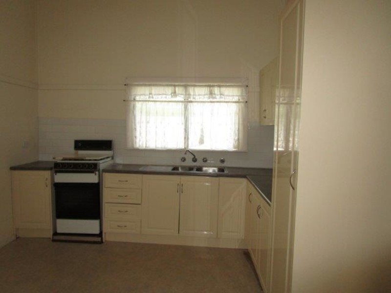 104 Anderson Street, Warracknabeal VIC 3393