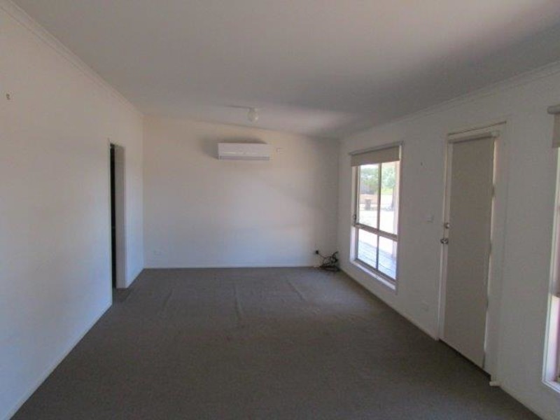 12 Alfred Street, Donald VIC 3480