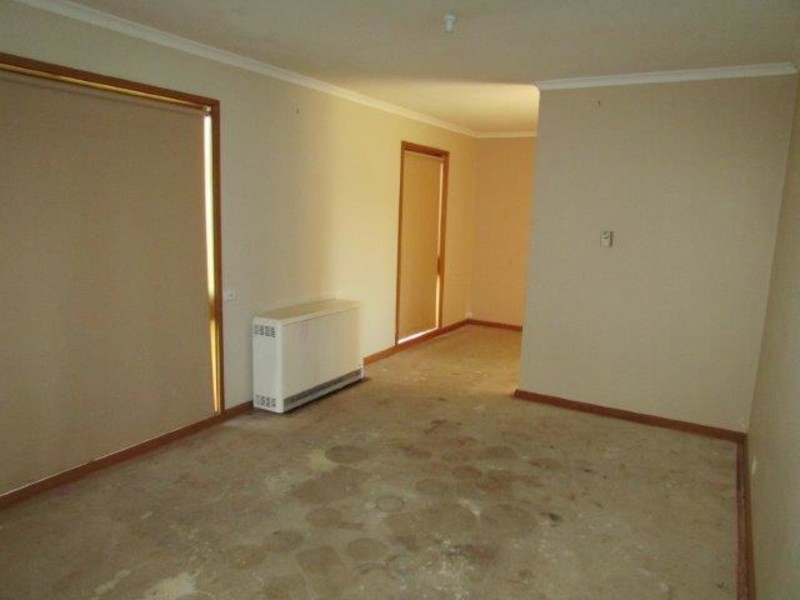 11 Ray Court, Donald VIC 3480