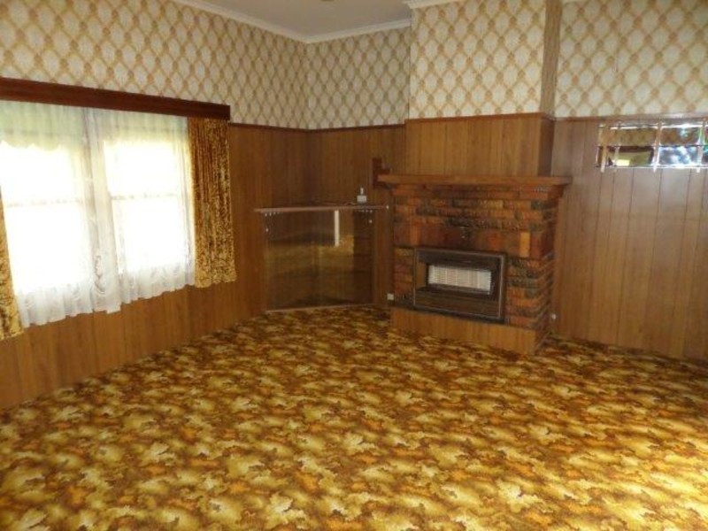 95 Jamouneau Street, Warracknabeal VIC 3393