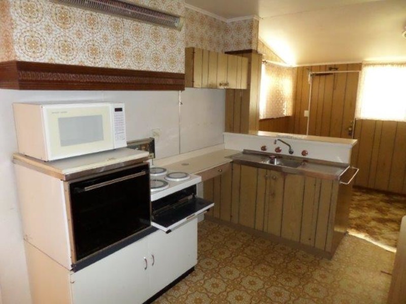 95 Jamouneau Street, Warracknabeal VIC 3393