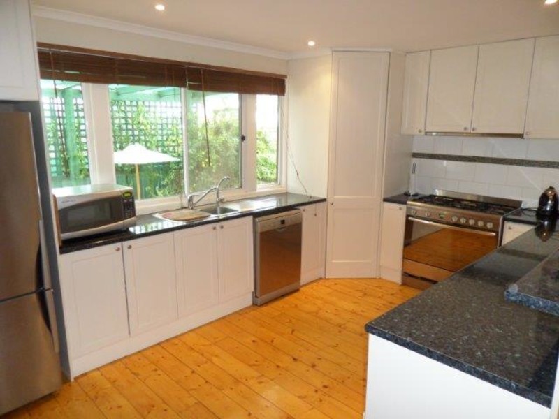 21 Cave Street, Donald VIC 3480