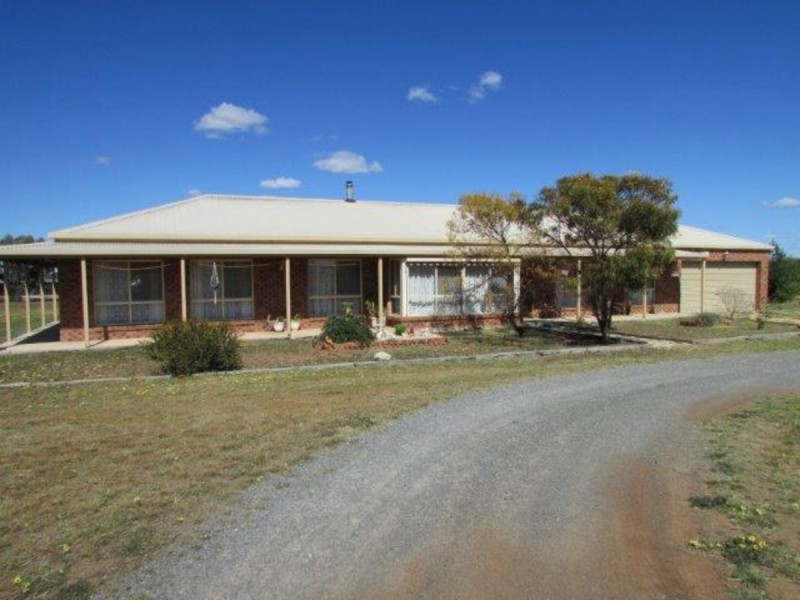 86 Tower Road, Donald VIC 3480