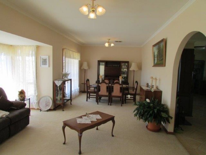 86 Tower Road, Donald VIC 3480