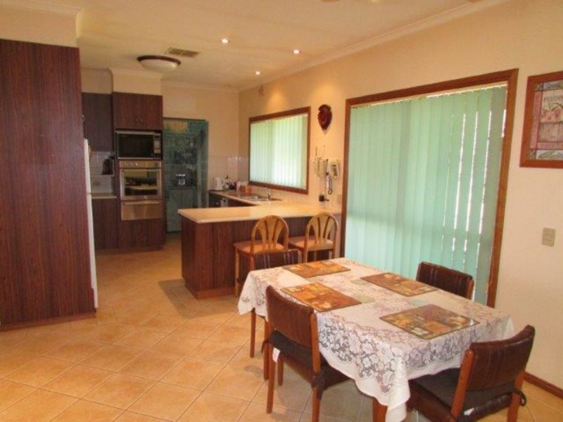 86 Tower Road, Donald VIC 3480
