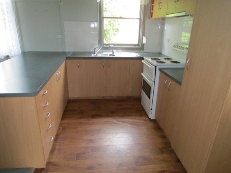 4 Milbourne Street, Warracknabeal VIC 3393