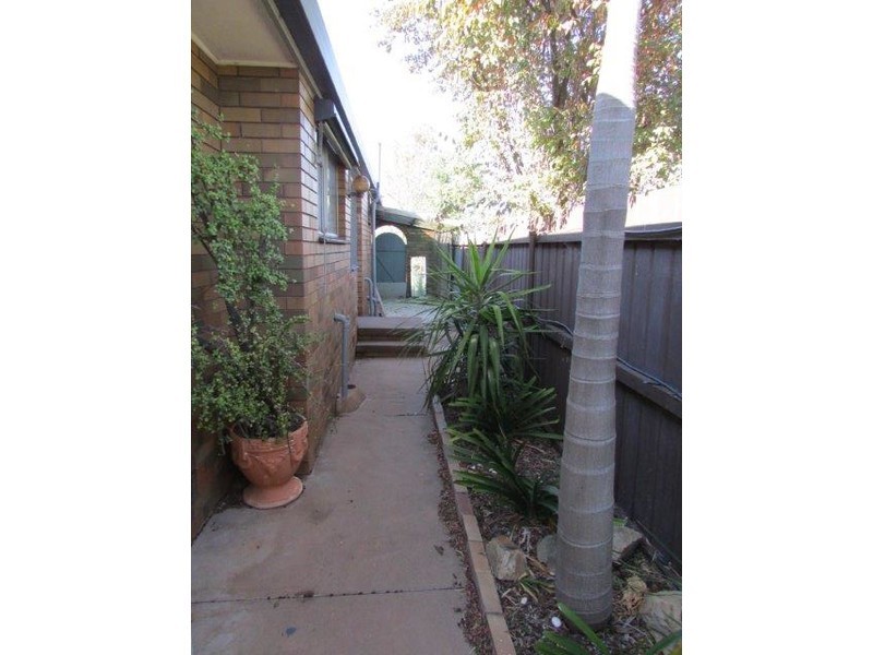 15 Willow Court, Donald VIC 3480