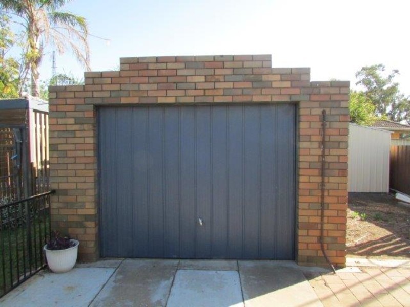 15 Willow Court, Donald VIC 3480