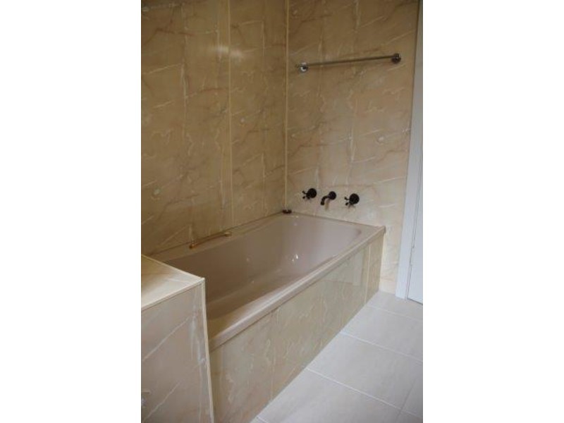 18 Roy Street, Jeparit VIC 3423