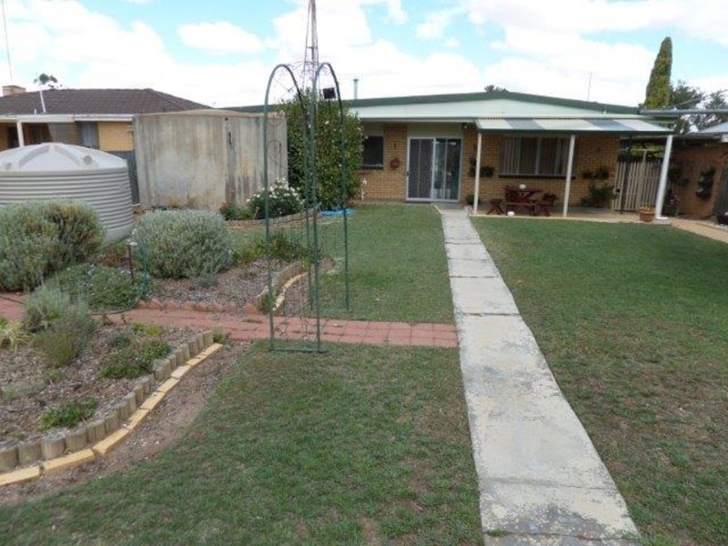 23 Brock Street, Woomelang VIC 3485