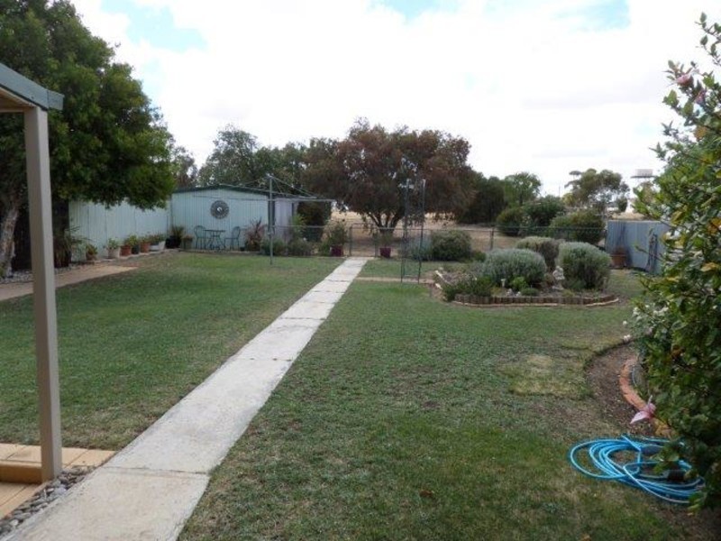 23 Brock Street, Woomelang VIC 3485